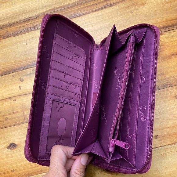 Darling Purple Vera Bradley Wallet/ Wristlet - Picture 4 of 4